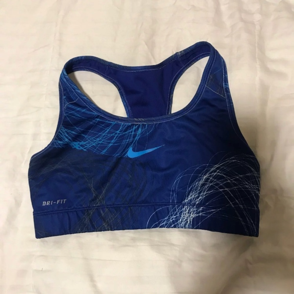 Sports bra